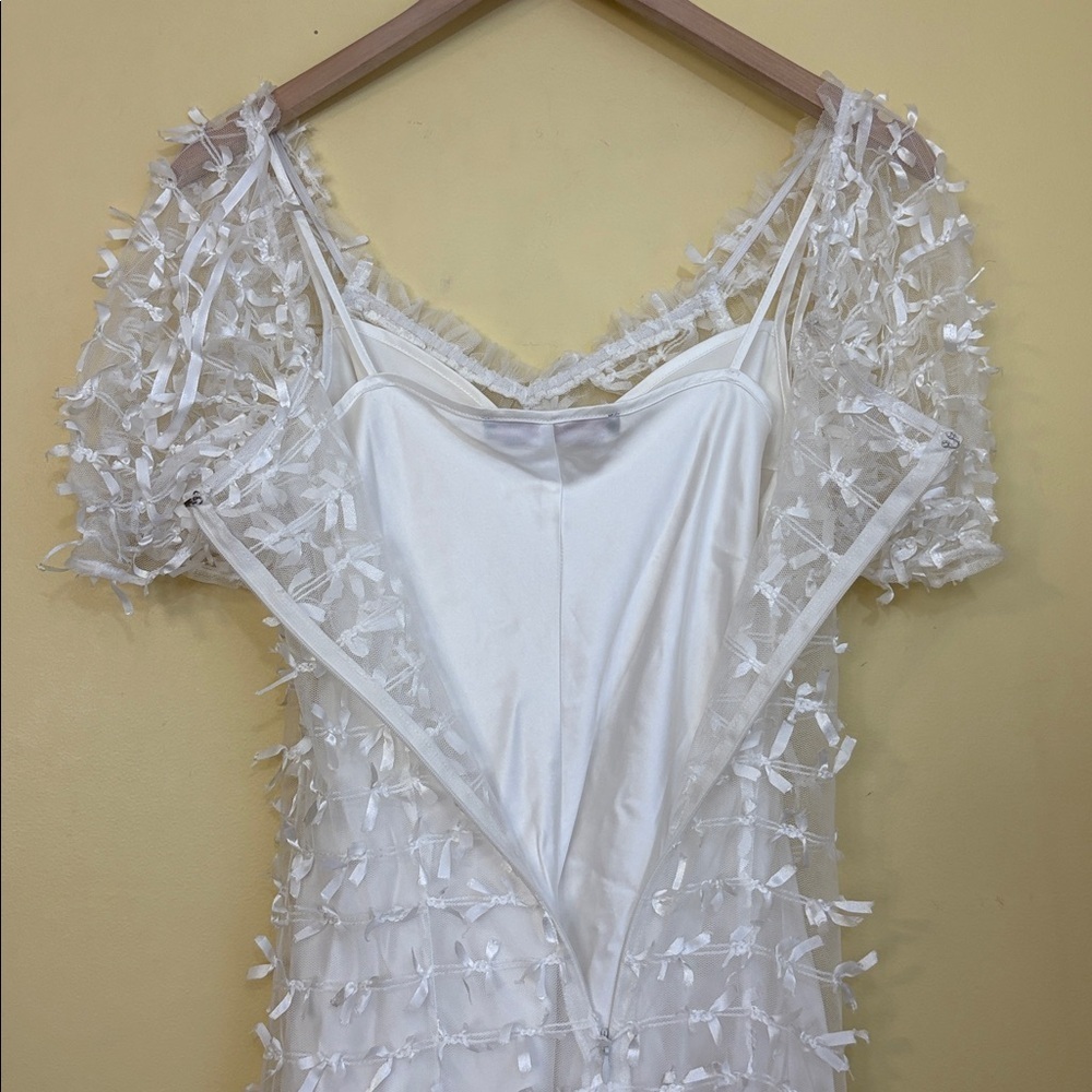 Betsey Johnson x UO | White Allover Bow Puff Sleeve Mini Slip Dress in size XS - Picture 14 of 17